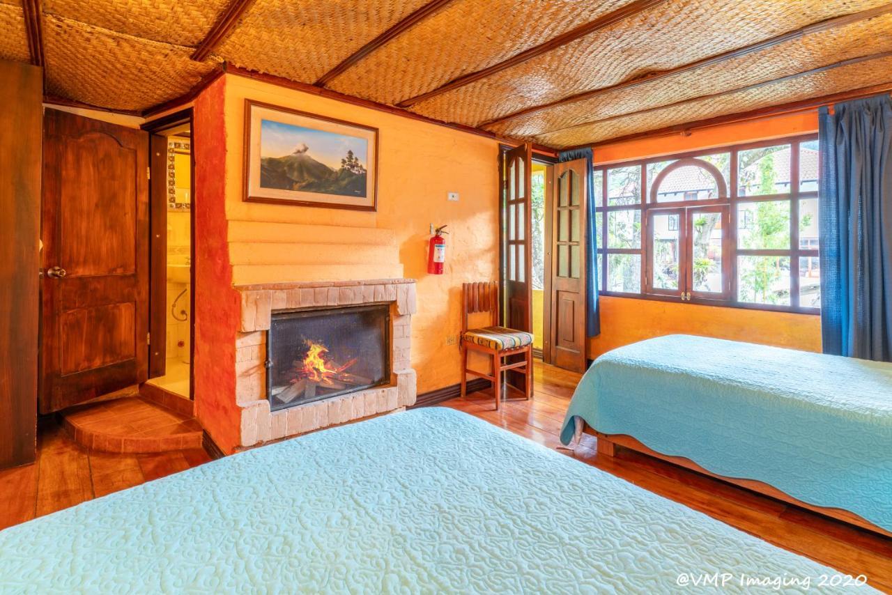 La Posada Del Arte Baños Екстериор снимка