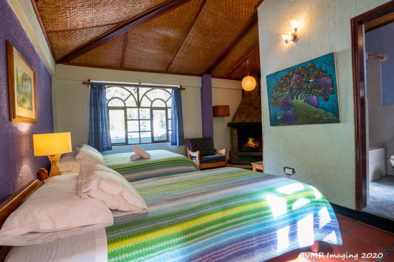 La Posada Del Arte Baños Екстериор снимка
