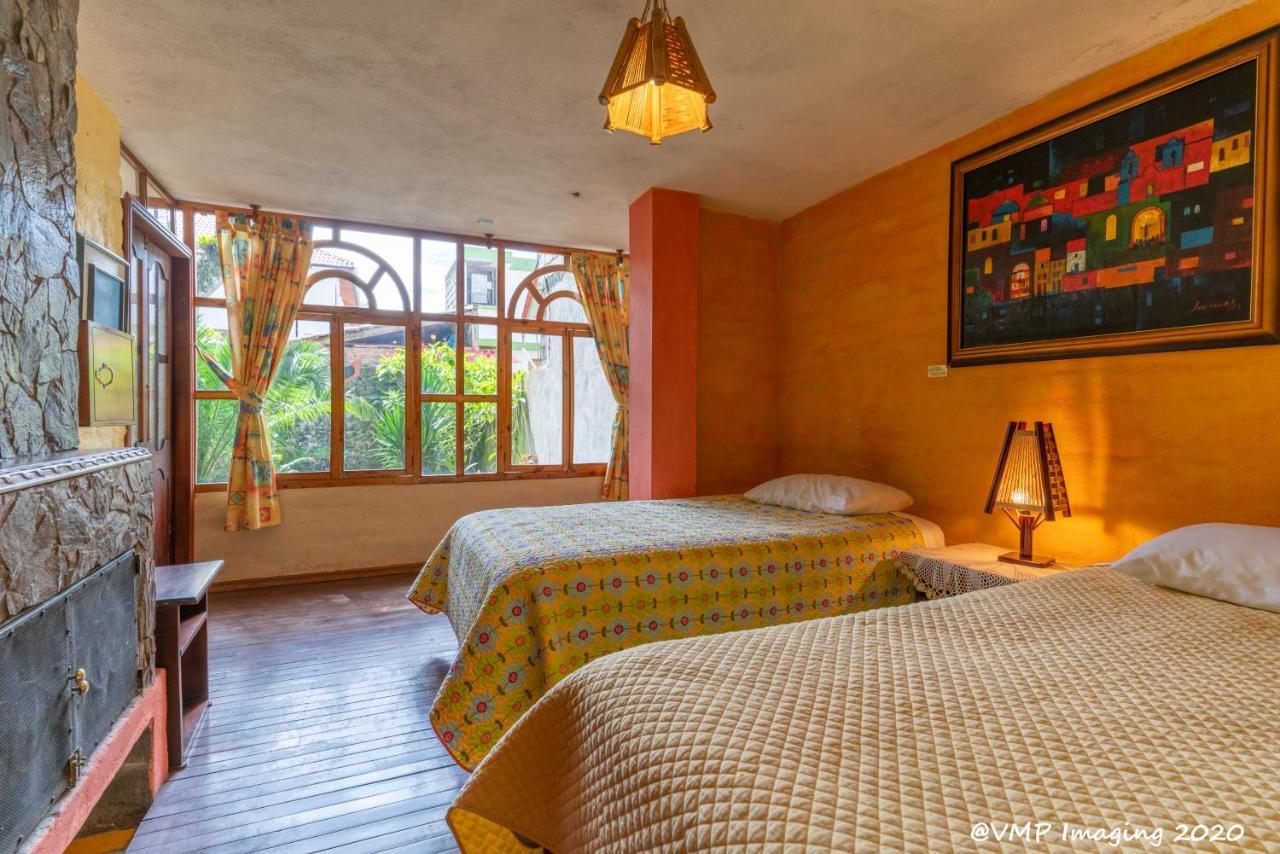 La Posada Del Arte Baños Екстериор снимка