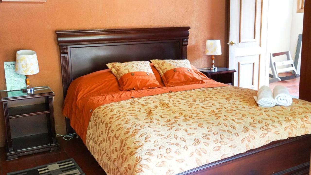 La Posada Del Arte Baños Екстериор снимка