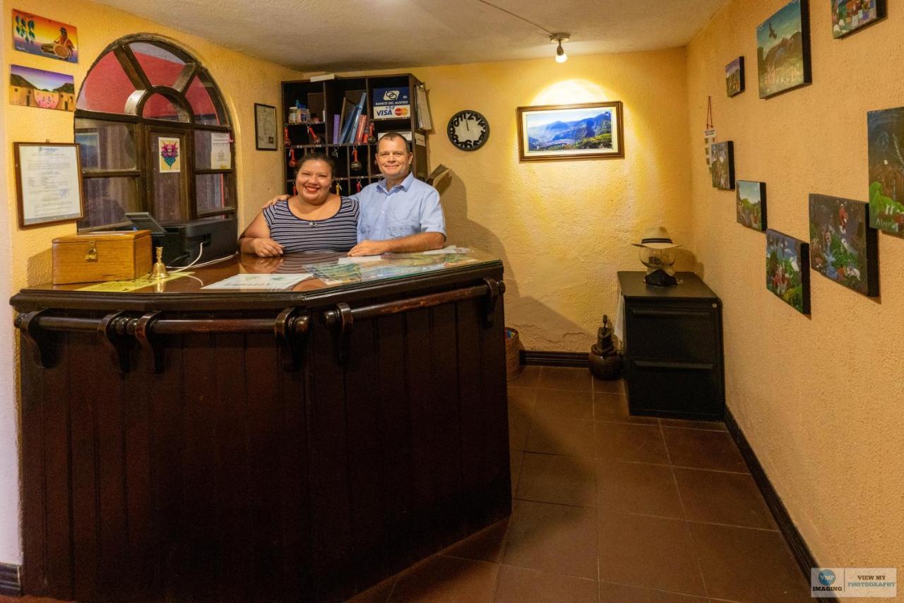La Posada Del Arte Baños Екстериор снимка